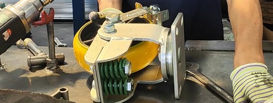 DS91缓冲减震脚轮