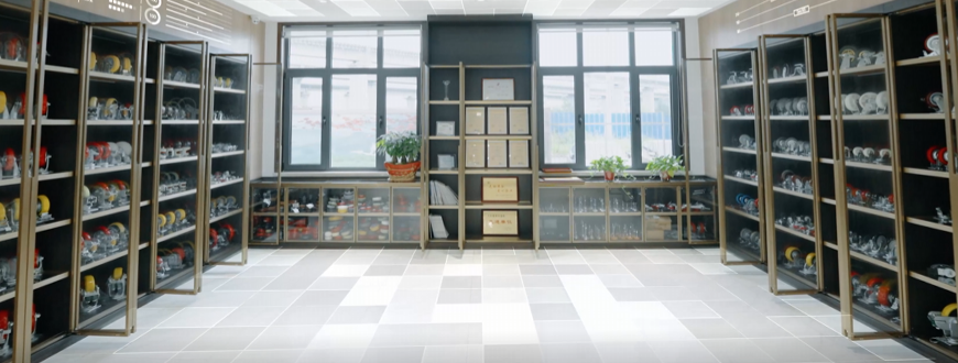 大世脚轮展示柜